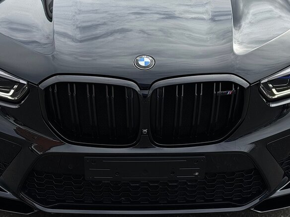 2020 BMW X5 M Competition III (F95), чёрный, 12390000 рублей - вид 1