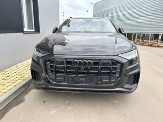 2021 Audi Q8 50 TDI I (4M), чёрный, 8490000 рублей, вид 4