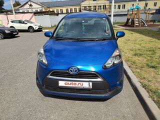 2017 Toyota Sienta II, синий, 1600000 рублей, вид 2