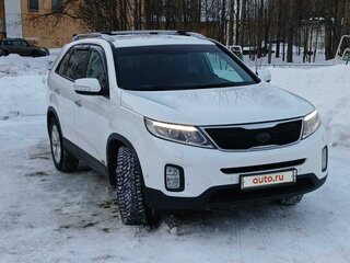 2019 Kia Sorento II Рестайлинг, белый, 2380000 рублей, вид 2