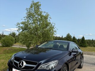 2015 Mercedes-Benz E-Класс 200 IV (W212, S212, C207) Рестайлинг, синий, 9900000 рублей, вид 1