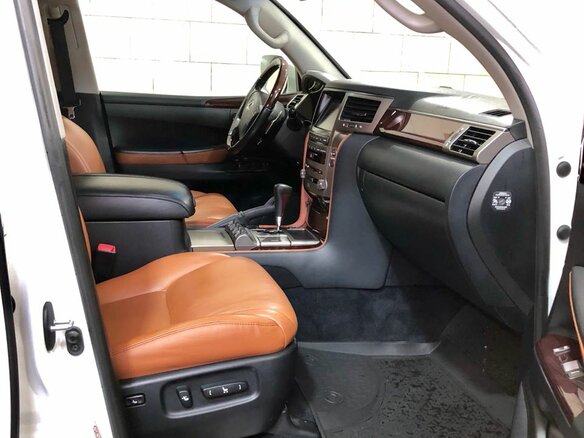 2013 Lexus LX 570 III Рестайлинг, белый - вид 8