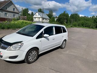 2012 Opel Zafira B Рестайлинг, белый, 800000 рублей, вид 3