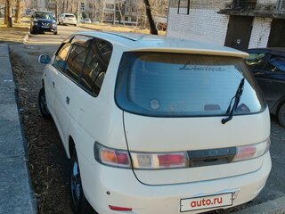 1999 Toyota Gaia, белый, 530000 рублей, вид 4