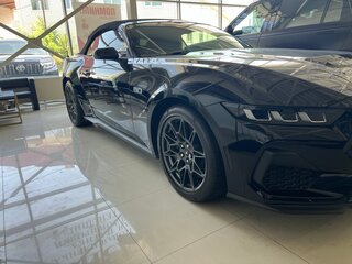 2023 Ford Mustang VII, чёрный, 12500000 рублей, вид 3