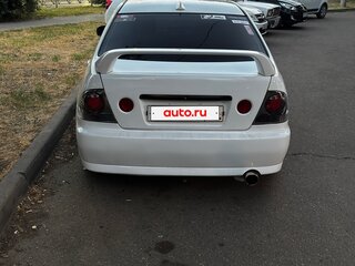 1999 Toyota Altezza, белый, 690000 рублей, вид 3