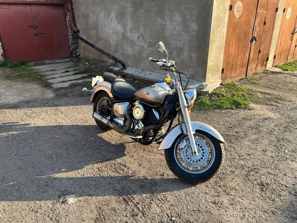 2002 Yamaha XVS1100, бежевый, 550000 рублей - вид 2