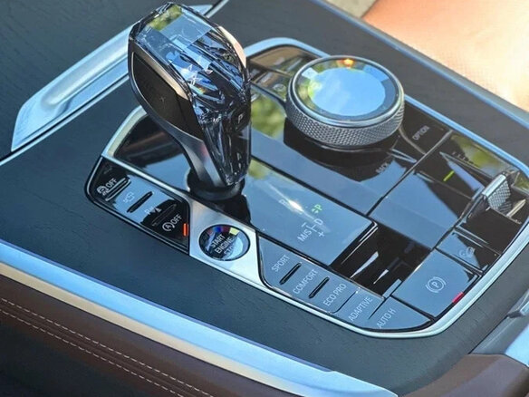 2022 BMW X7 40i I (G07), чёрный, 9690000 рублей - вид 20