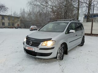 2007 Volkswagen Touran I Рестайлинг, серебристый, 650000 рублей, вид 1