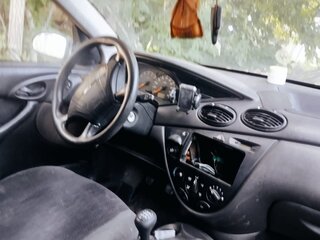 1999 Ford Focus I, серебристый, 135000 рублей, вид 5