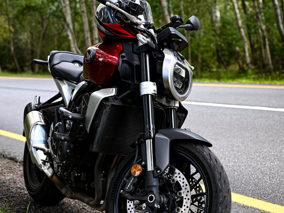 2021 Honda CB 1000R, красный, 1100000 рублей