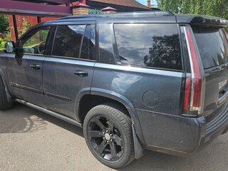 2020 Cadillac Escalade IV, серый, 5700000 рублей, вид 4