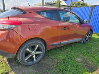 2009 Renault Megane III, оранжевый, 530000 рублей, вид 2