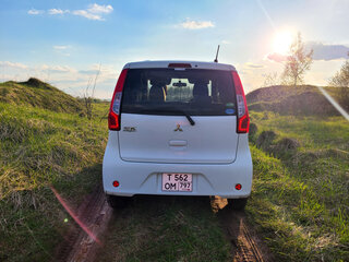 2019 Mitsubishi eK Wagon III Рестайлинг, белый, 890000 рублей, вид 3