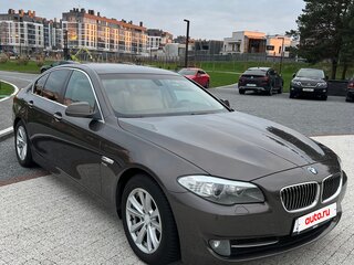 2011 BMW 5 серии 530d xDrive VI (F10/F11/F07), коричневый, 1450000 рублей, вид 1