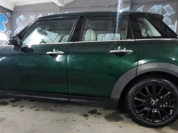 2018 Mini Hatch Cooper III (F55/F56) Рестайлинг, зелёный, 1197768 рублей - вид 5
