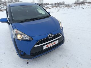 2018 Toyota Sienta II Рестайлинг, синий, 1550000 рублей, вид 2