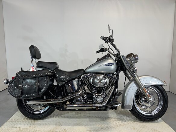 2005 Harley-Davidson Heritage, серебристый, 510000 рублей