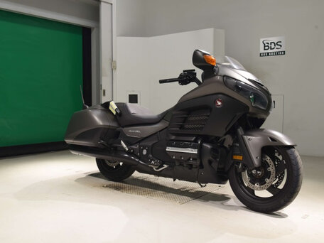 2016 Honda GL 1800 Gold Wing, серый, 1160000 рублей, вид 1