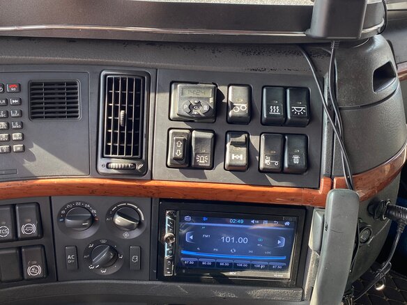 2005 Volvo FH, белый, 5200000 рублей - вид 8
