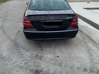 2004 Mercedes-Benz E-Класс 320 III (W211, S211), чёрный, 960000 рублей, вид 5