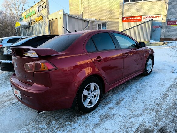 2008 Mitsubishi Lancer X, красный, 1050000 рублей - вид 4