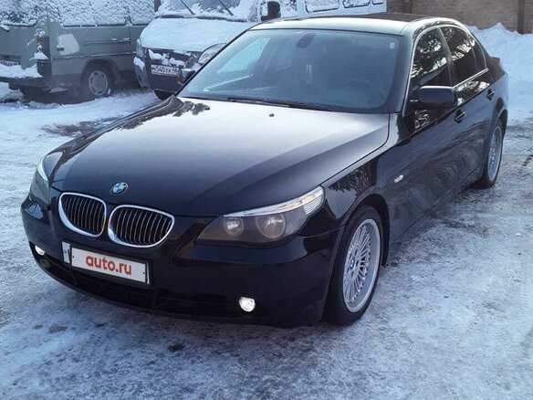 2004 BMW 5 серии 520i V (E60/E61), чёрный - вид 1