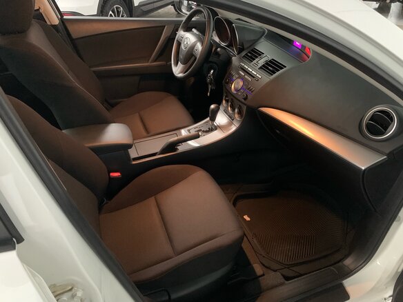 2010 Mazda 3 II (BL), белый - вид 11