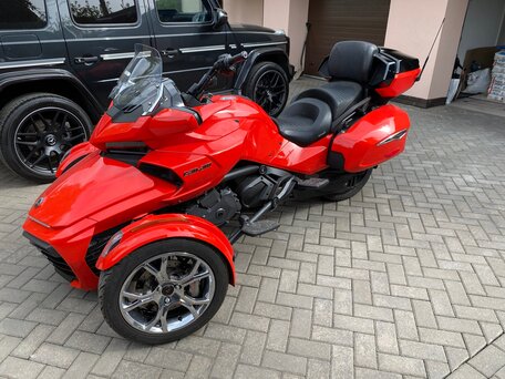 2021 BRP Can-Am Spyder, красный, 1700000 рублей, вид 3