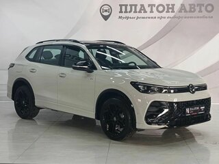 2026 Volkswagen Tiguan L Pro III (China Market), бежевый, 4870000 рублей, вид 3