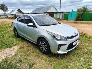 2018 Kia Rio IV, серебристый, 1390000 рублей, вид 5