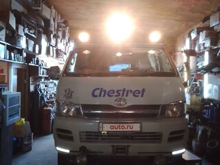 2007 Toyota HiAce H200, белый, 7500000 рублей, вид 3