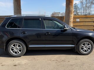 2008 Volkswagen Touareg I Рестайлинг, чёрный, 1750000 рублей, вид 5