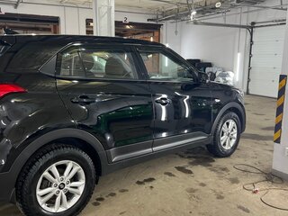 2019 Hyundai Creta I, чёрный, 1750000 рублей, вид 3