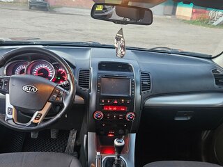 2012 Kia Sorento II, чёрный, 1100000 рублей, вид 3