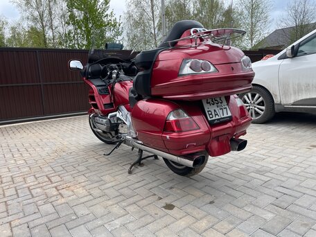 2008 Honda GL 1800 Gold Wing, красный, 1100000 рублей, вид 3