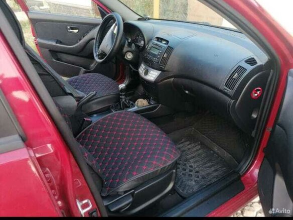 2010 Hyundai Elantra IV (HD), красный, 980000 рублей - вид 8