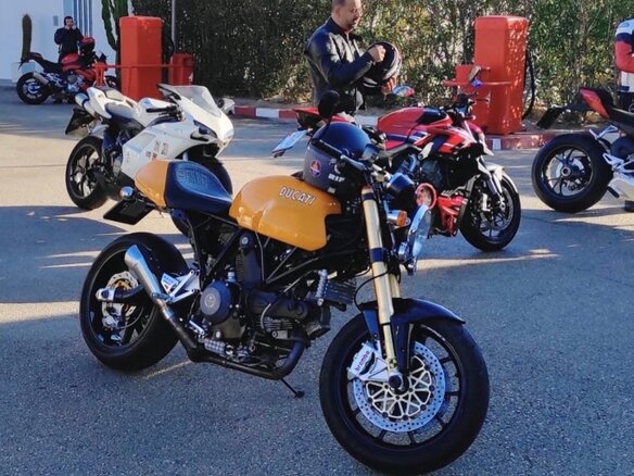 2006 Ducati SportClassic, жёлтый - вид 1