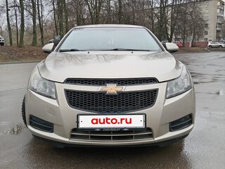 2011 Chevrolet Cruze I, бежевый, 600000 рублей, вид 2