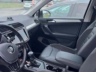 2020 Volkswagen Tiguan 280TSI L II (China Market), чёрный, 3270000 рублей, вид 4