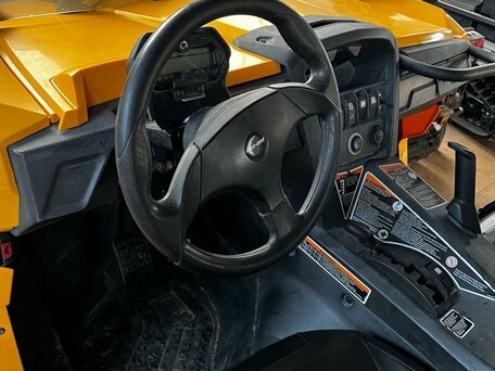 2014 BRP Can-Am Commander 800, жёлтый, 1300000 рублей, вид 4