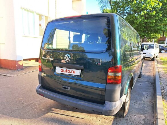 2008 Volkswagen Transporter Long T5, зелёный, 1360000 рублей - вид 4