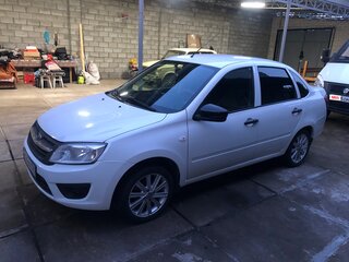2015 Lada (ВАЗ) Granta I, белый, 470000 рублей, вид 1