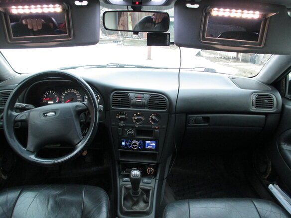 1998 Volvo V40 I, красный - вид 6