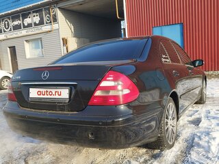 2002 Mercedes-Benz E-Класс 240 III (W211, S211), чёрный, 850000 рублей, вид 4