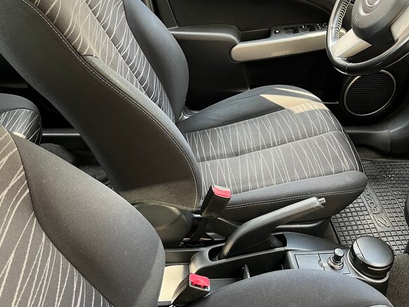 2008 Mazda 2 II (DE), пурпурный, 650000 рублей - вид 6