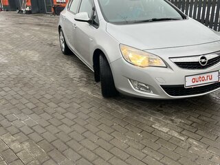 2010 Opel Astra J, серебристый, 640000 рублей, вид 2