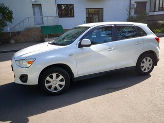 2013 Mitsubishi ASX I, белый, 850000 рублей, вид 5