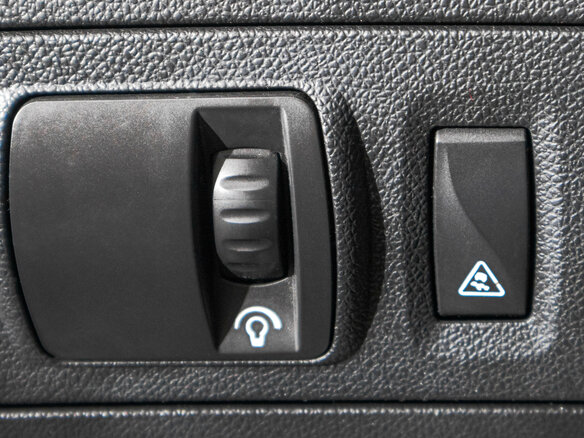 2011 Renault Latitude I, бежевый, 819000 рублей - вид 12