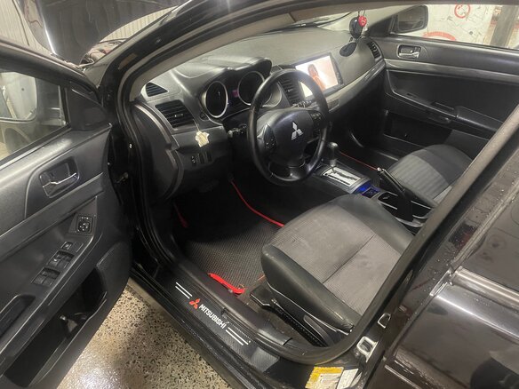 2013 Mitsubishi Lancer X Рестайлинг, чёрный, 1100000 рублей - вид 5